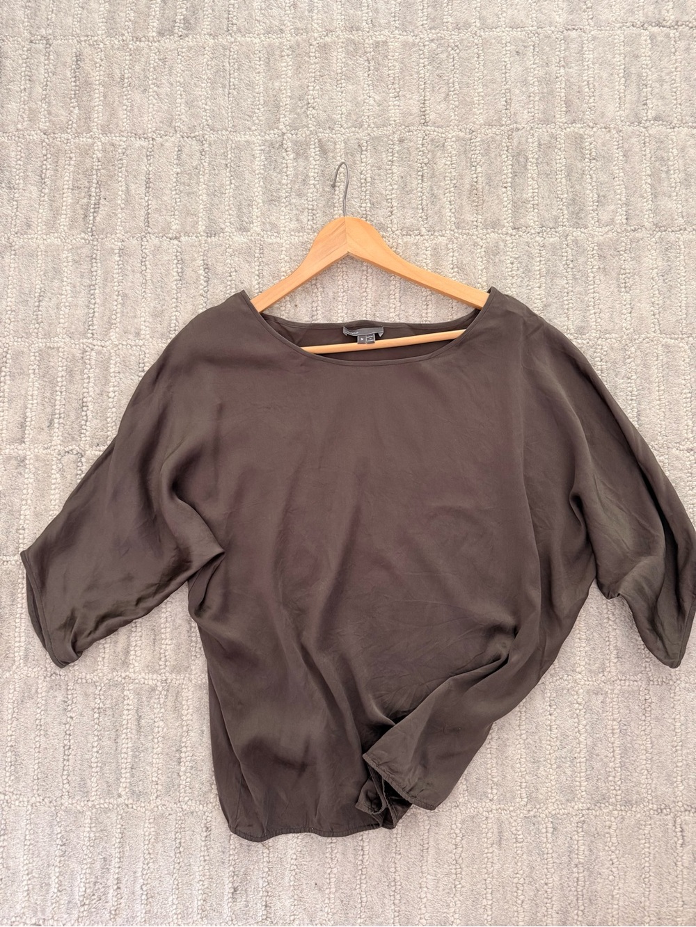 Vince 100% Silk Dolman Sleeve Blouse Chocolate Brown Size M